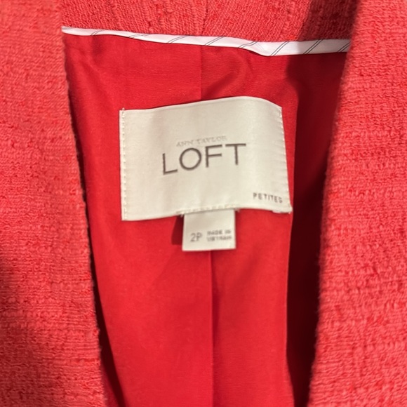 Loft blazer size 2P - Picture 4 of 10